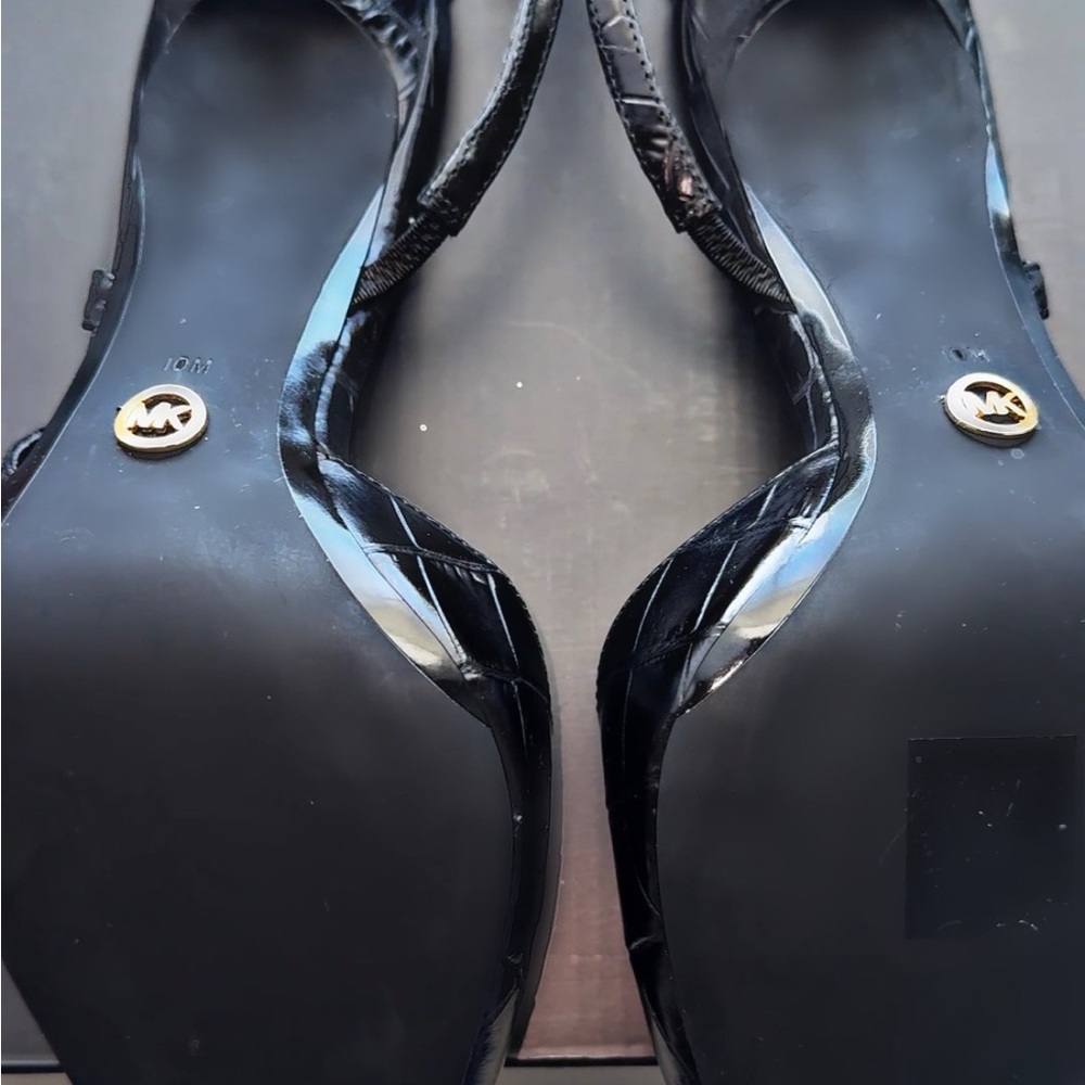 BRAND NEW! Michael Kors Slingback High Heels - Picture 3 of 3